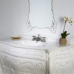 Luxury classical bathroom fittings made by Bronces Mestre