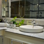 Luxury classical bathroom fittings with Swarovski crystal made by Bronces Mestre