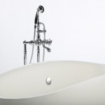 Luxury bathroom fittings with porcelain made in Spain by Bronces Mestre