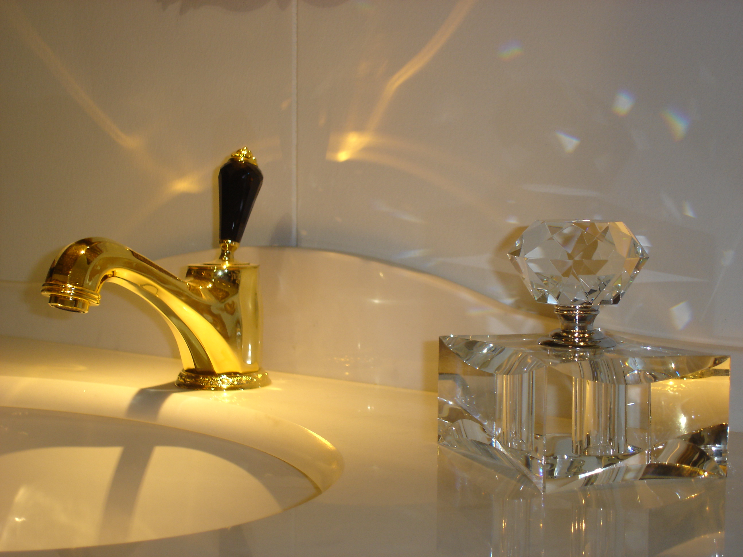 luxury faucet by mestre with swarovski crystals1